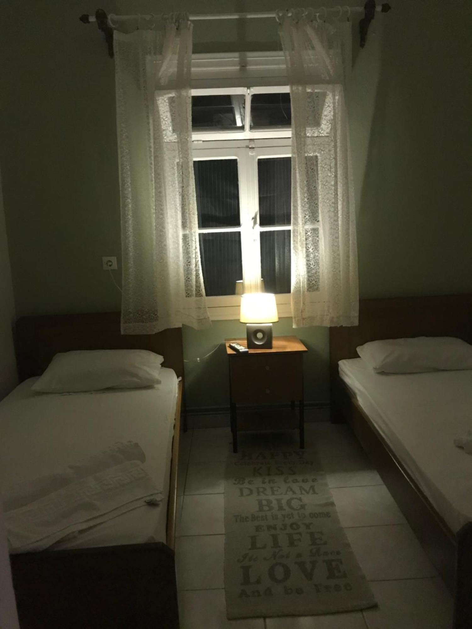 Giannoulis House 2 Vintage Apartment Preveza Ngoại thất bức ảnh